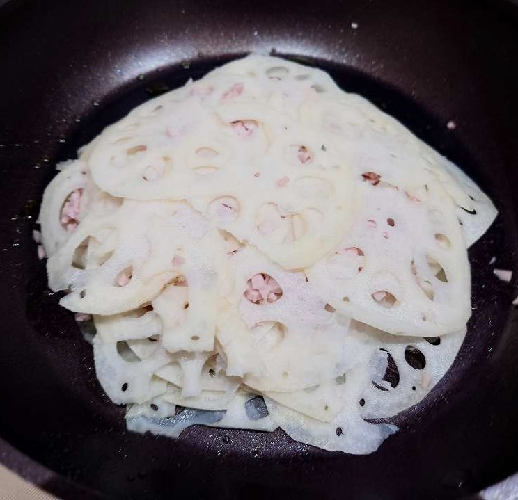 蓮根と魚肉ソーセージのガレット